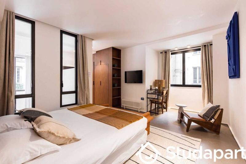 Appartement - 180 m² - 7 pièces