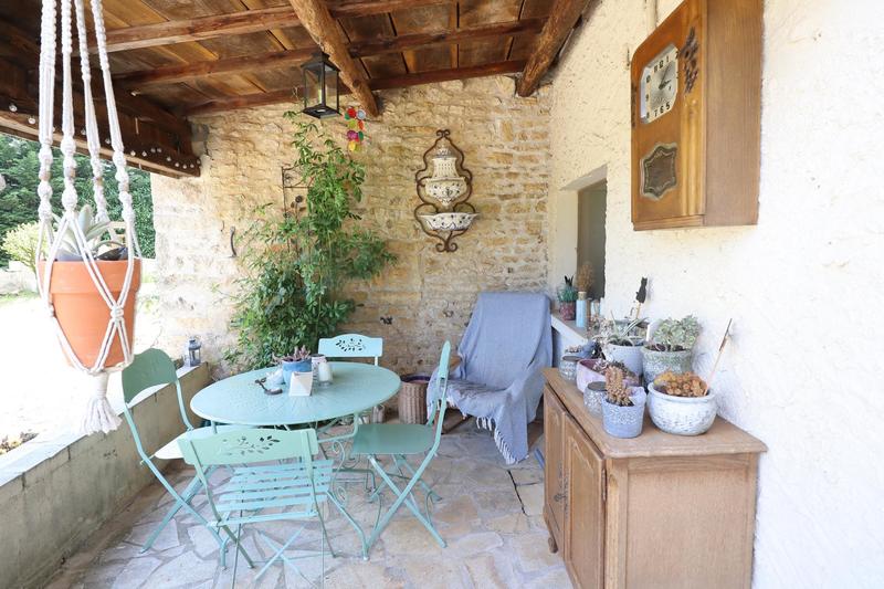 Maison - 218 m² - 8 pièces