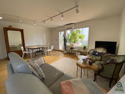 Appartement - 130 m² - 5 pièces