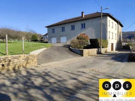 Propriété - 220 m² - 14 pièces