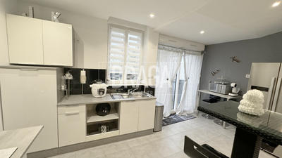 Maison - 84 m² - 4 pièces