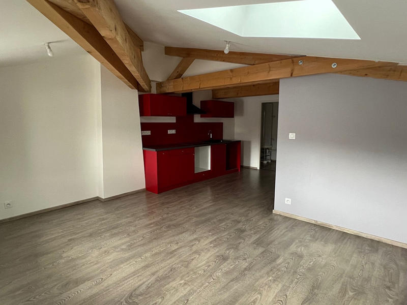 Appartement - 80 m² - 4 pièces