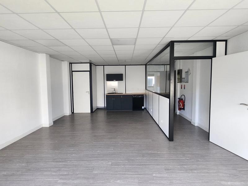 Bureau - 108 m² - 2 pièces