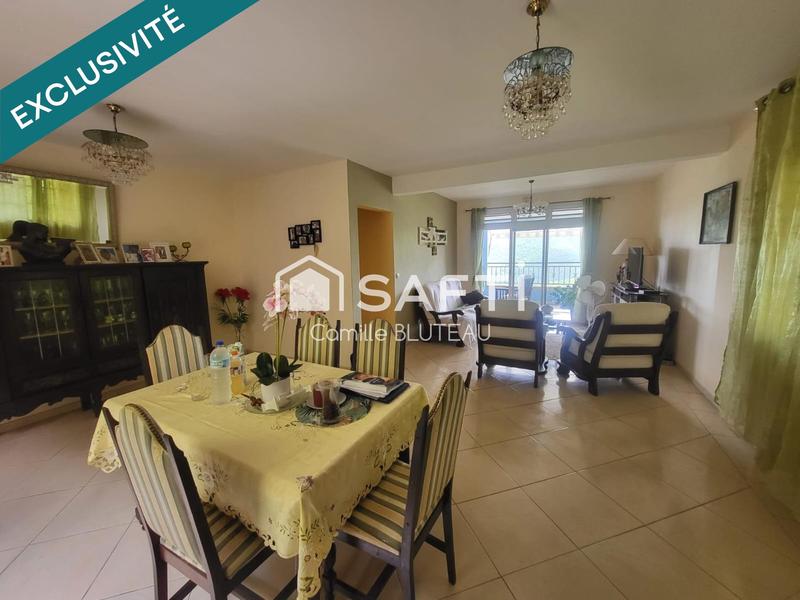 Maison - 200 m² - 8 pièces