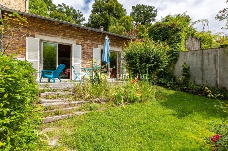 Maison - 190 m² - 8 pièces
