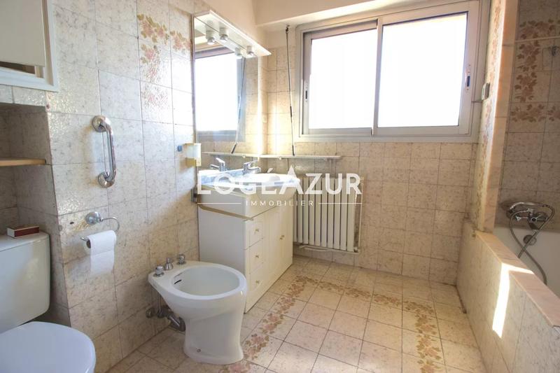 Appartement - 115 m² - 4 pièces