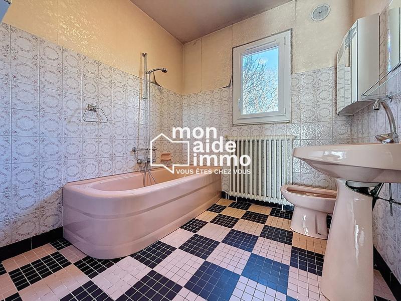 Maison - 180 m² - 4 pièces