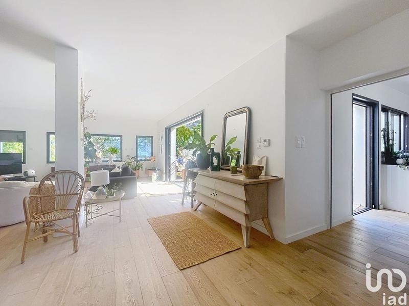 Maison - 146 m² - 5 pièces