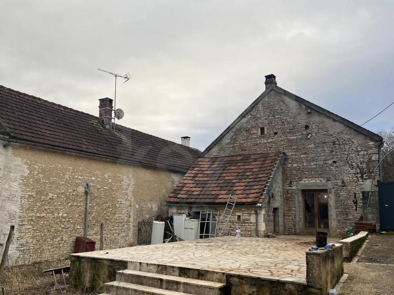 Maison - 215 m² - 7 pièces