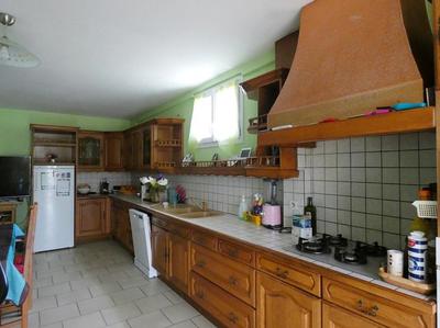 Maison - 190 m² - 6 pièces