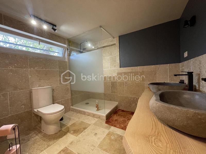 Maison traditionnelle - 175 m² - 6 pièces