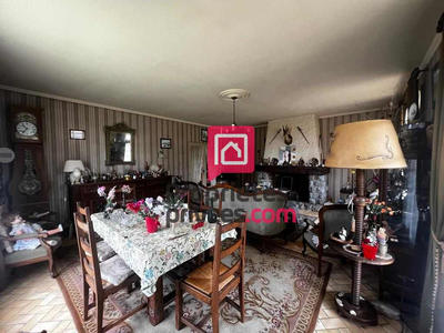 Maison - 205 m² - 8 pièces