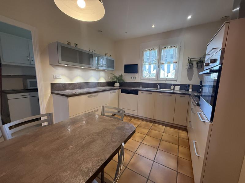 Maison - 135 m² - 8 pièces