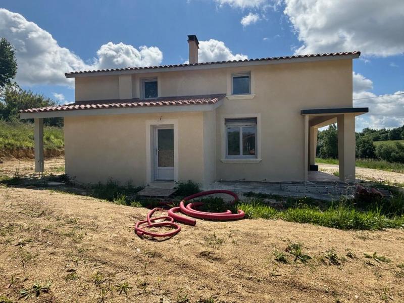 Maison de campagne - 200 m² - 2 pièces