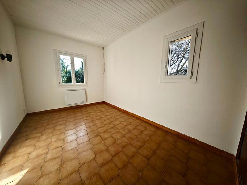 Appartement - 93 m² - 4 pièces