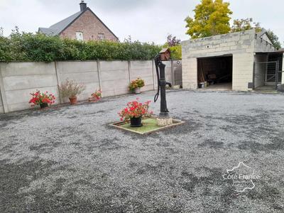 Maison - 93 m² - 4 pièces