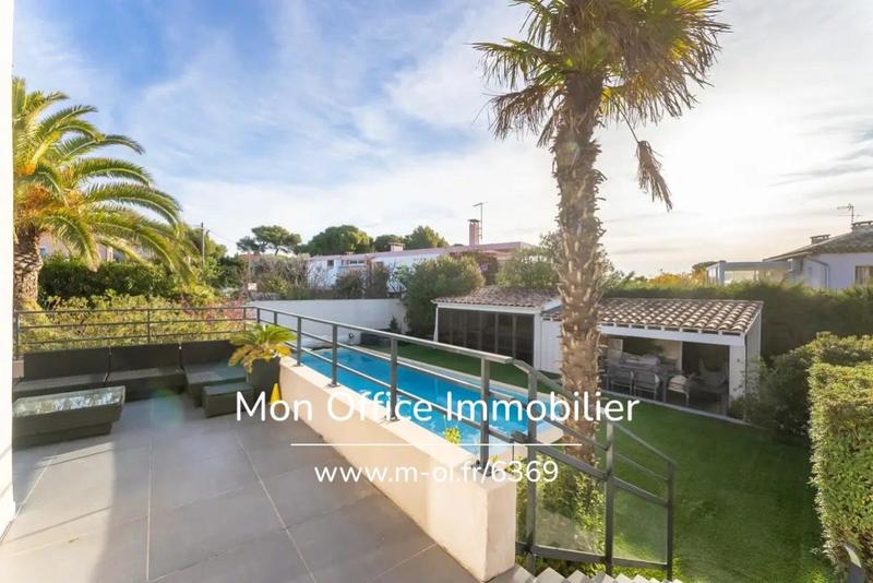 Maison - 160 m² - 6 pièces