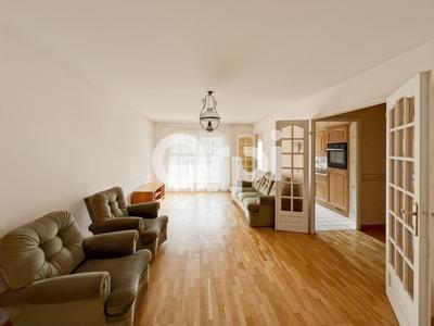 Appartement - 92 m² - 4 pièces