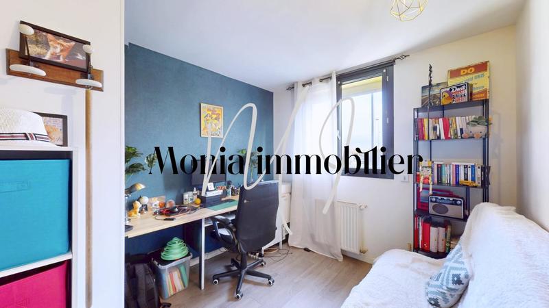 Pavillon - 130 m² - 6 pièces