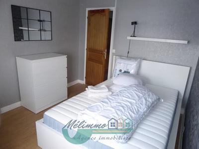 Appartement - 96 m² - 5 pièces