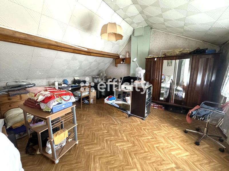 Maison - 138 m² - 4 pièces