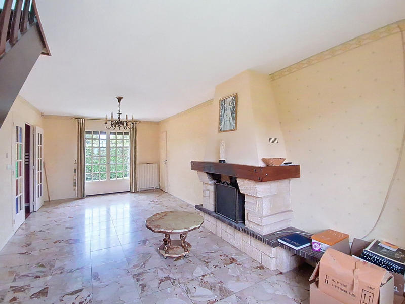 Maison - 104 m² - 7 pièces