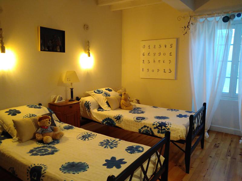 Maison - 240 m² - 7 pièces