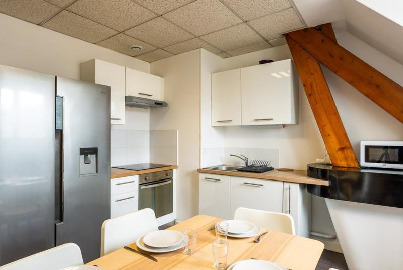 Chambre - 11 m² - 1 pièce