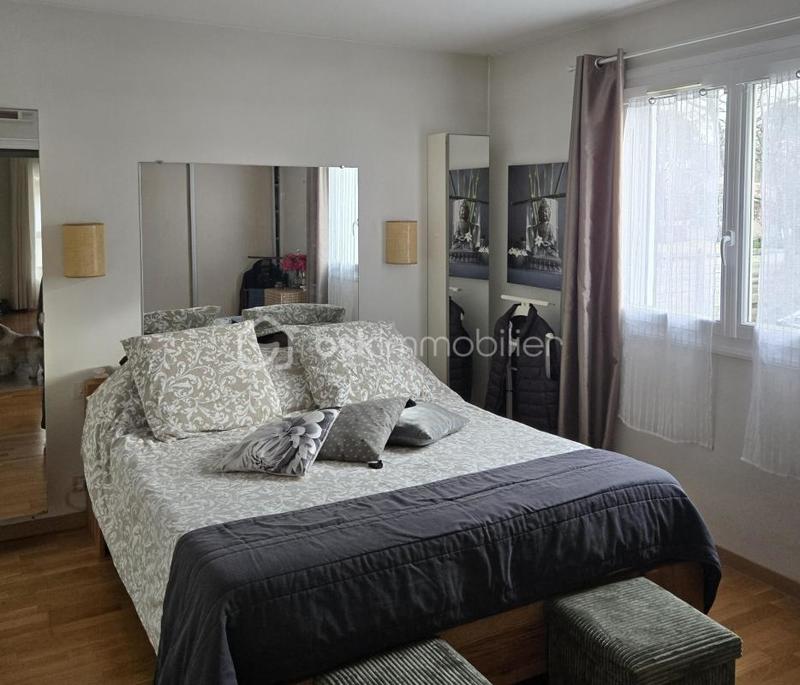 Maison traditionnelle - 123 m² - 6 pièces