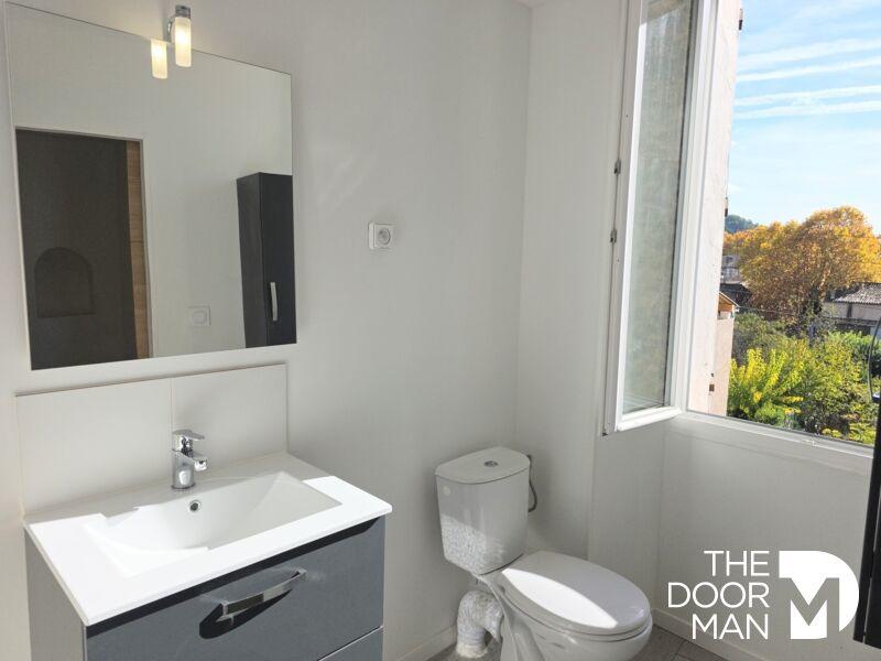 Immeuble - 130 m² - 7 pièces