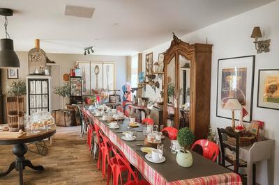 Moulin - 621 m² - 16 pièces