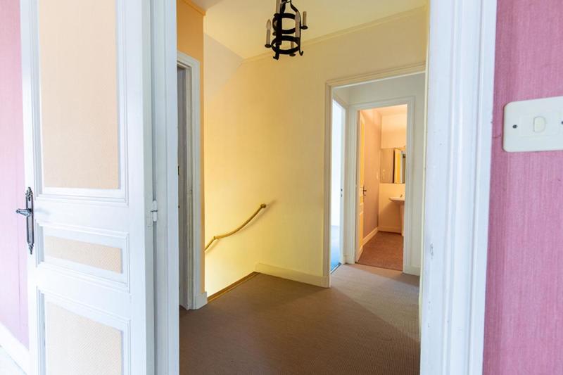 Maison - 142 m² - 6 pièces