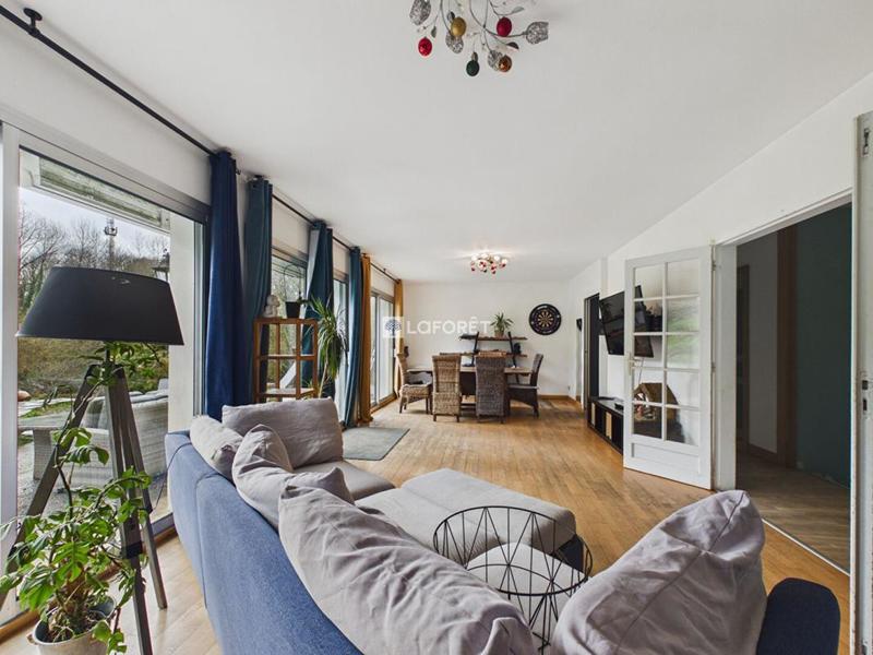 Maison - 152 m² - 6 pièces