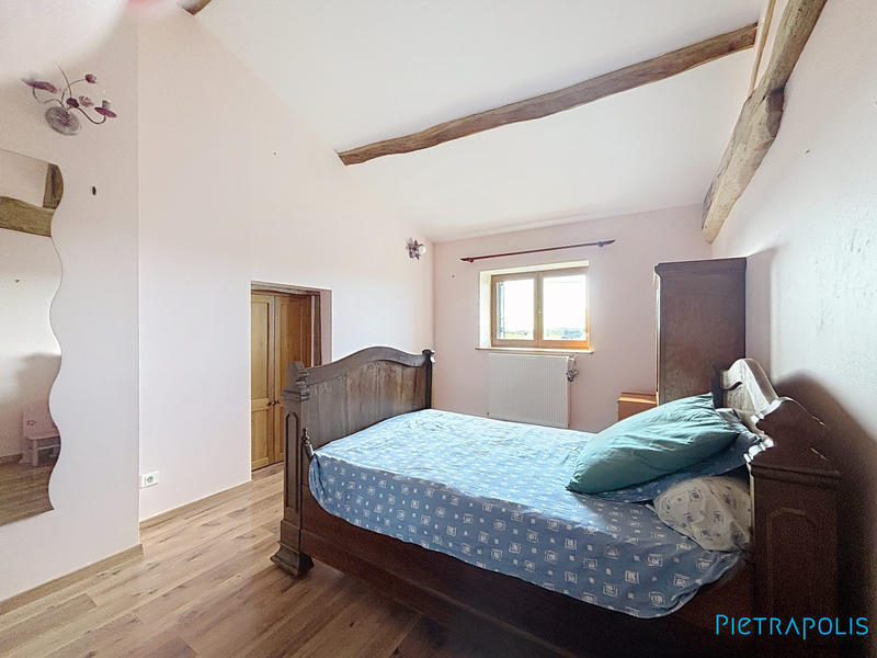 Maison - 198 m² - 8 pièces