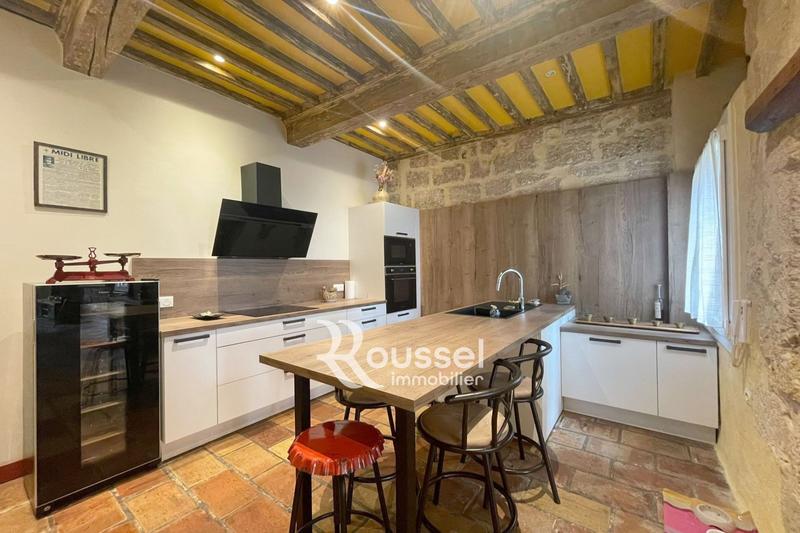 Maison - 274 m² - 10 pièces