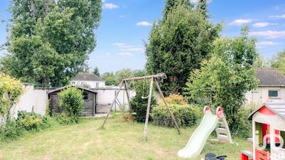 Maison - 121 m² - 5 pièces