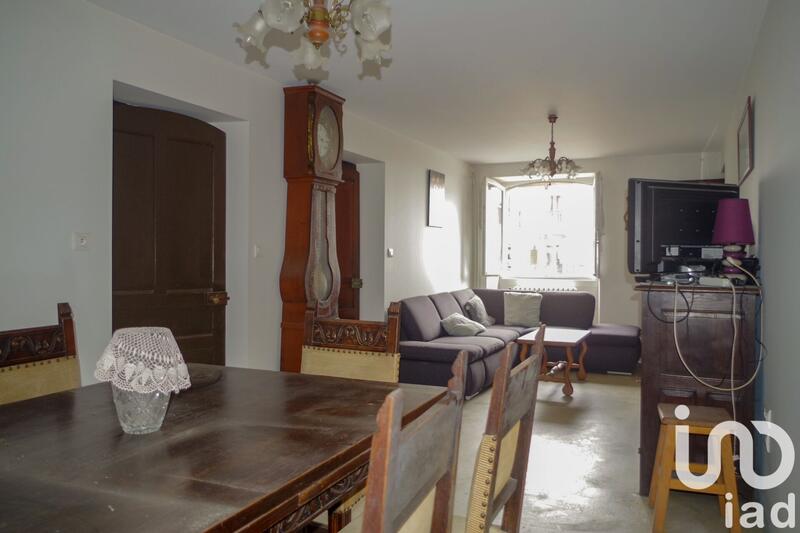 Maison - 197 m² - 8 pièces