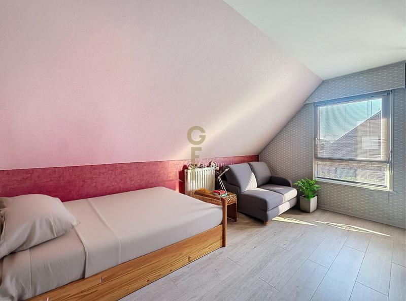 Maison - 160 m² - 5 pièces