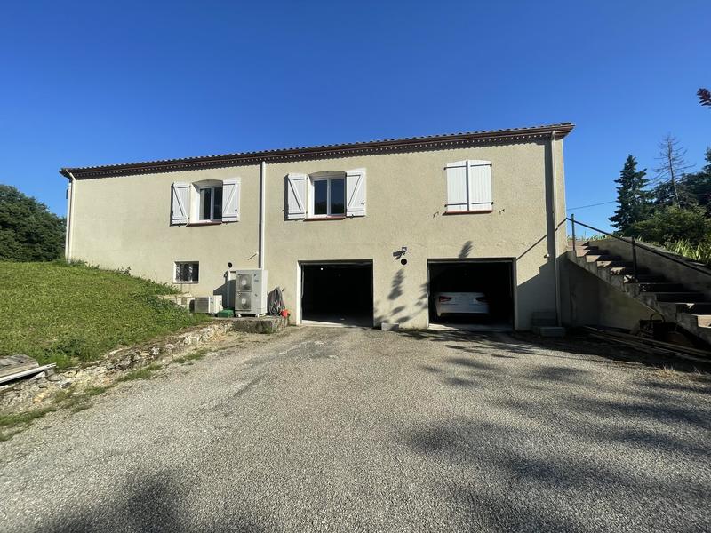 Maison - 159 m² - 6 pièces