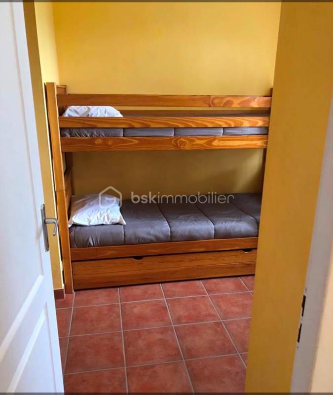 Villa - 455 m² - 28 pièces