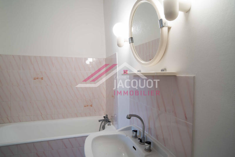 Maison - 123 m² - 6 pièces