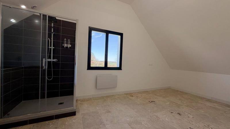 Maison - 193 m² - 9 pièces