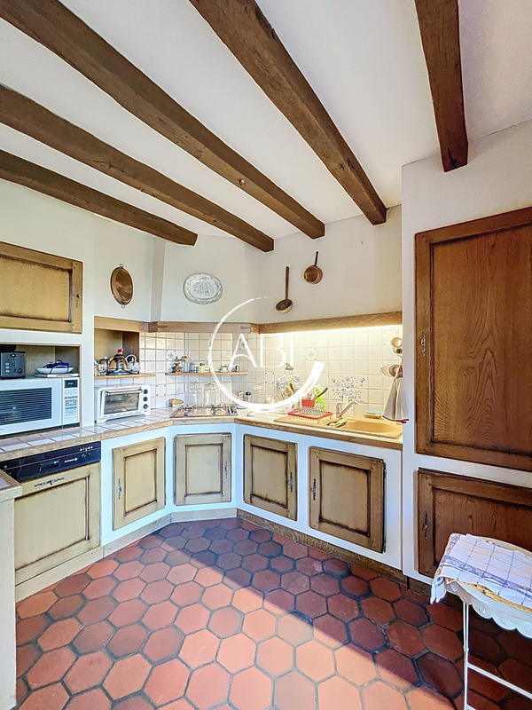 Maison ancienne - 140 m² - 6 pièces