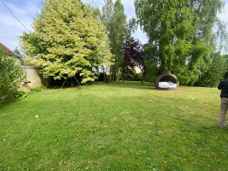 Maison - 185 m² - 8 pièces