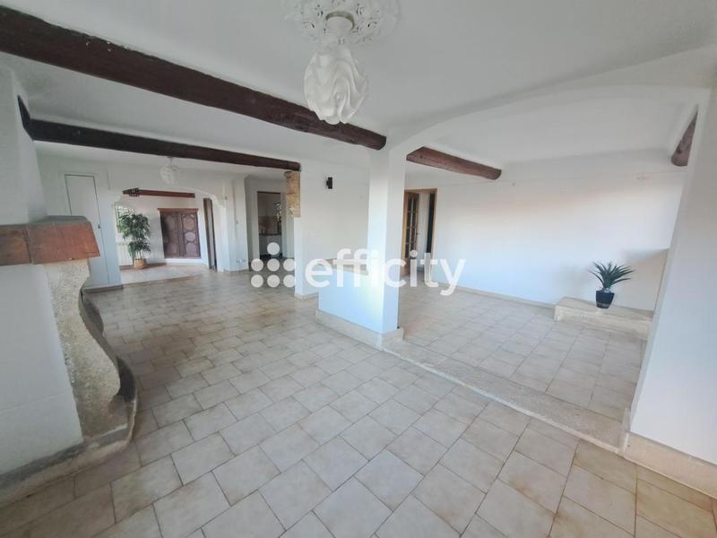 Villa - 170 m² - 6 pièces