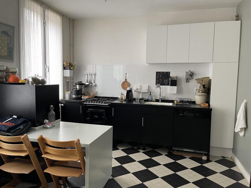 Propriété - 200 m² - 10 pièces