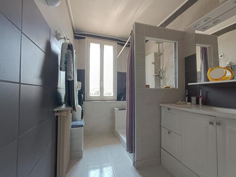 Maison - 143 m² - 6 pièces