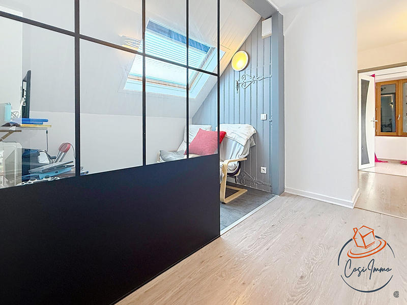 Maison - 240 m² - 7 pièces