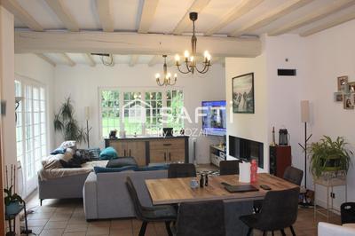 Maison - 139 m² - 7 pièces