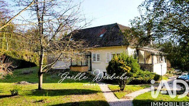 Maison - 210 m² - 6 pièces